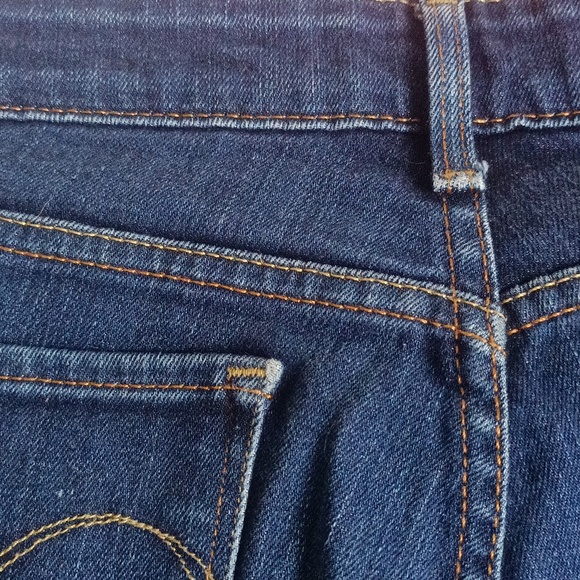 Levi's Demi Curve Skinny Jeans - Picture 11 of 14